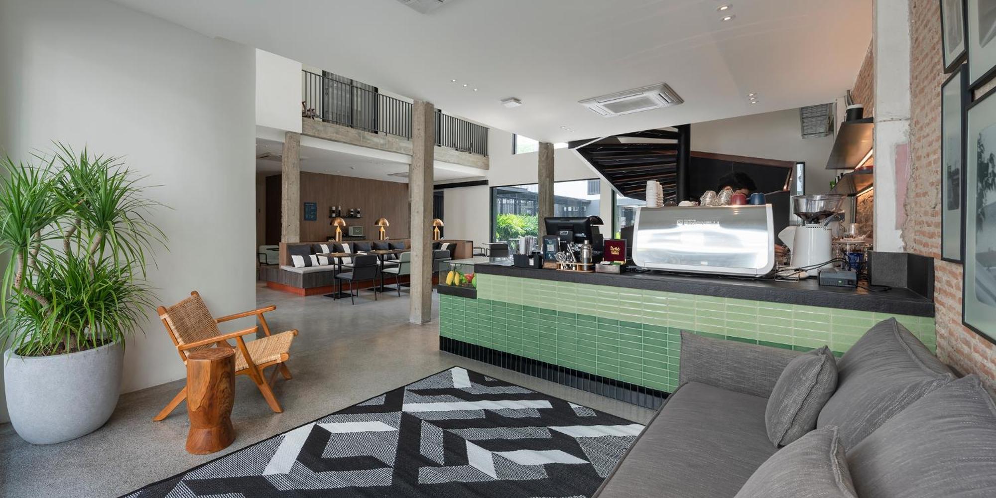 Lilit Bang Lumphu Hotel Банкок Екстериор снимка